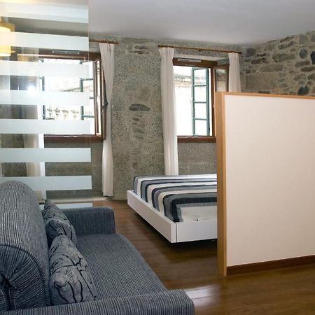 Apartamentos Domus Stellae سانتياغو دي كومبوستيلا الغرفة الصورة